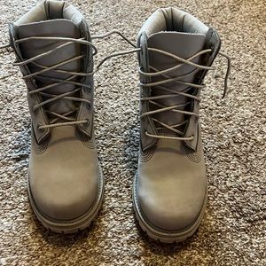 Gray Timbs